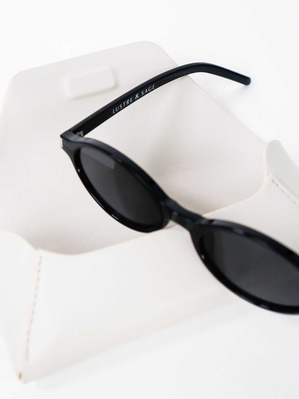 Lustre & Sage Sunglasses Case