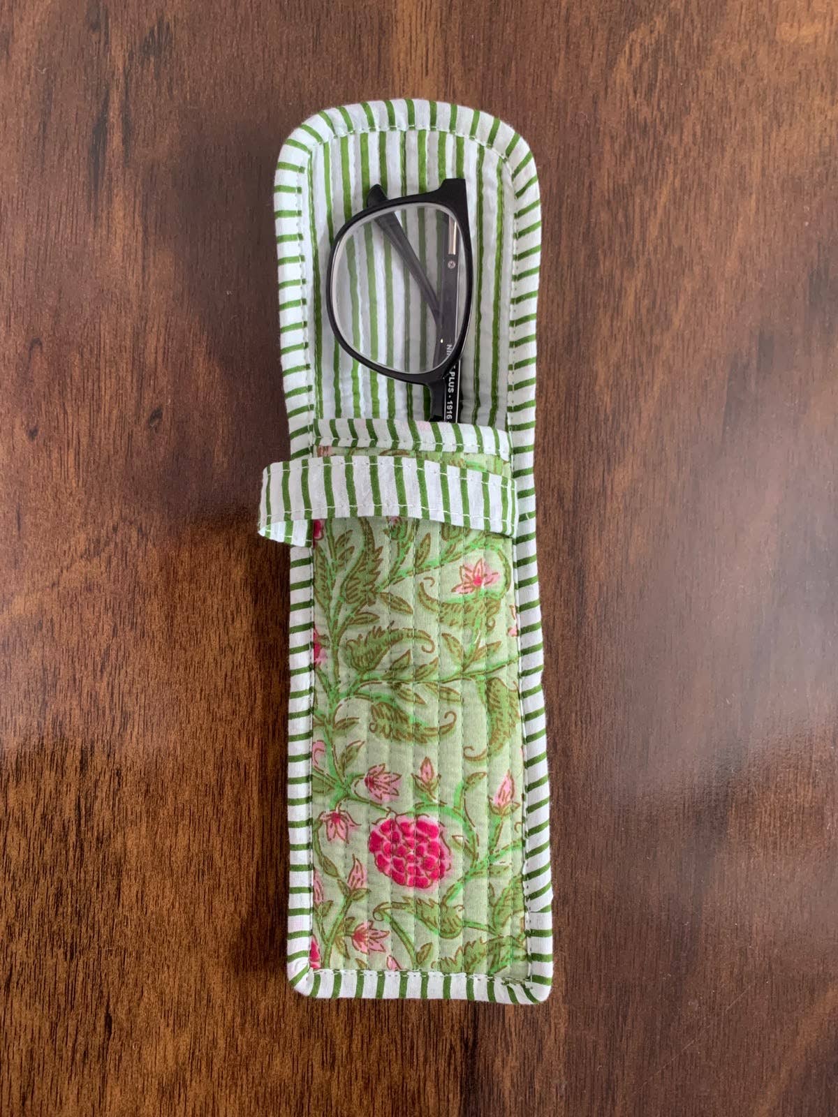 Quilted Glasses Case - Green with Pink Floral