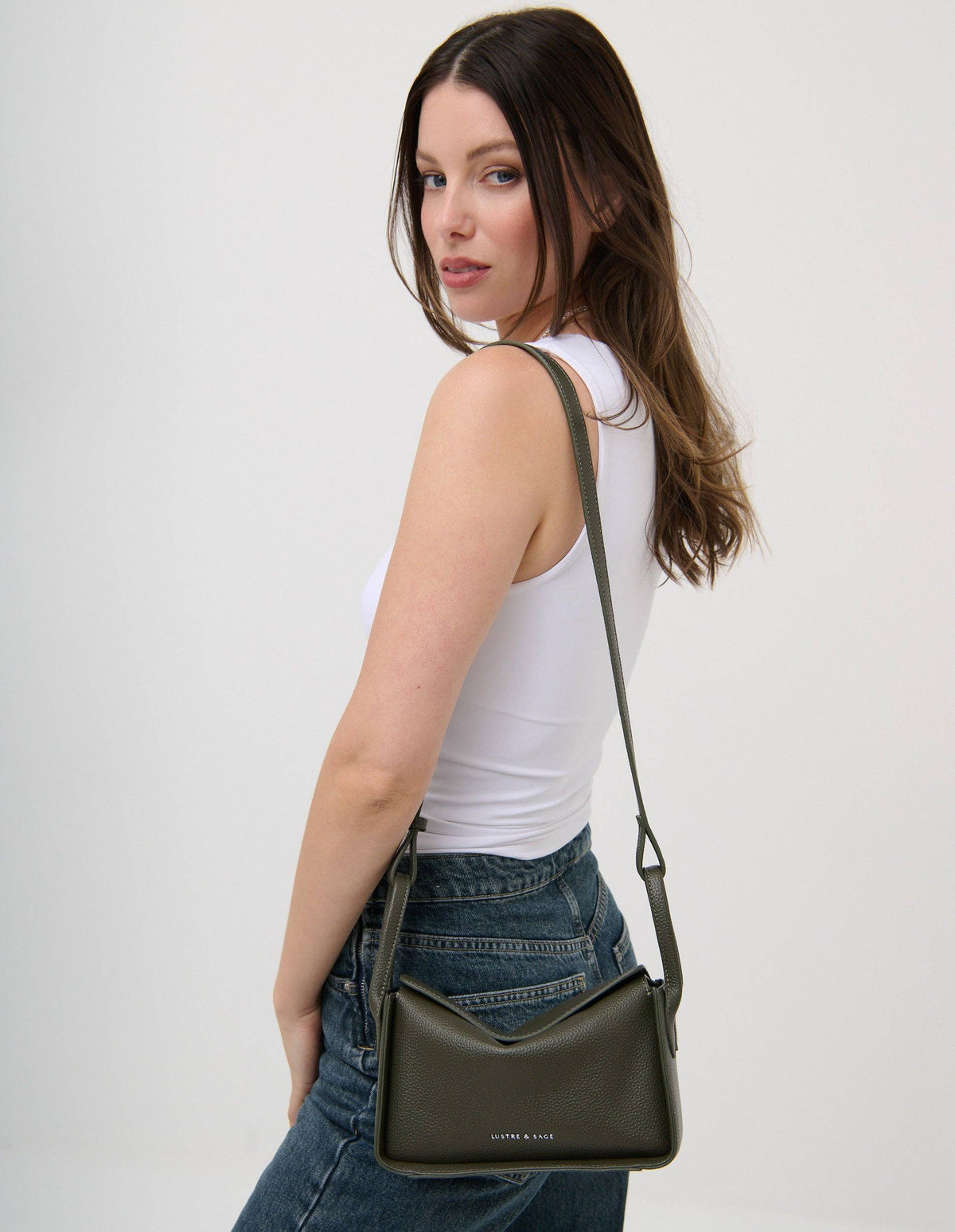 Jesselle Curve Shoulder Bag in Olive
