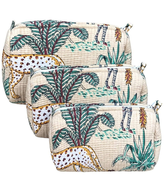 S/3 Kantha Purses In Jungle Design 18 (W)X14 (H) X8 (D) cm / 22(W)X18(H) X10(D) cm / 25(W)X22(H) X11 (D) cm